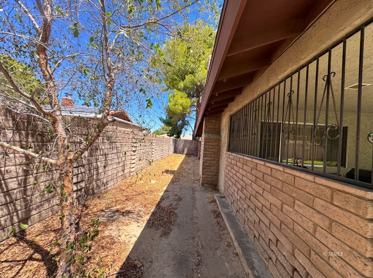 Property Photo 31