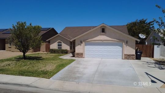 feature listing property photo