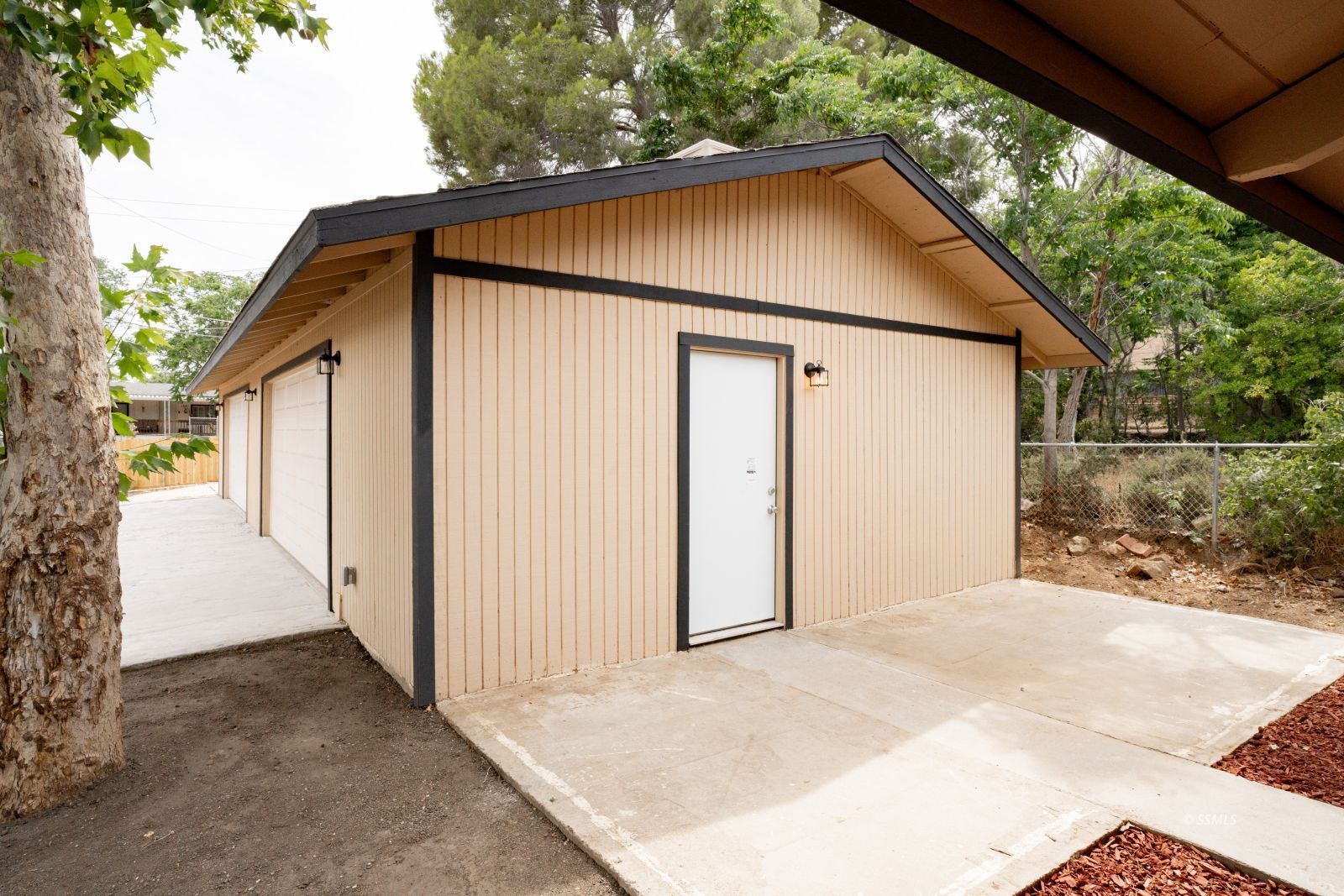 Property Photo 33
