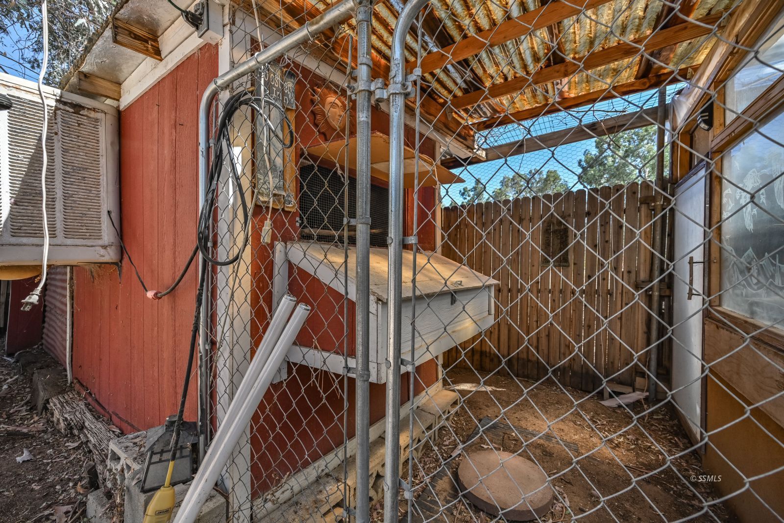 Property Photo 30