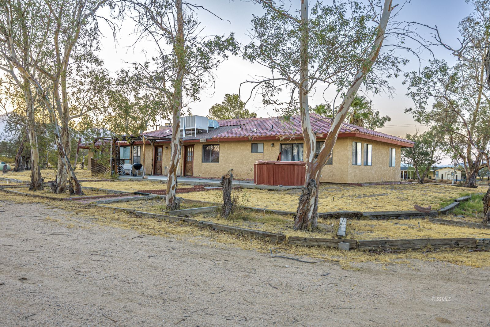 Property Photo 38