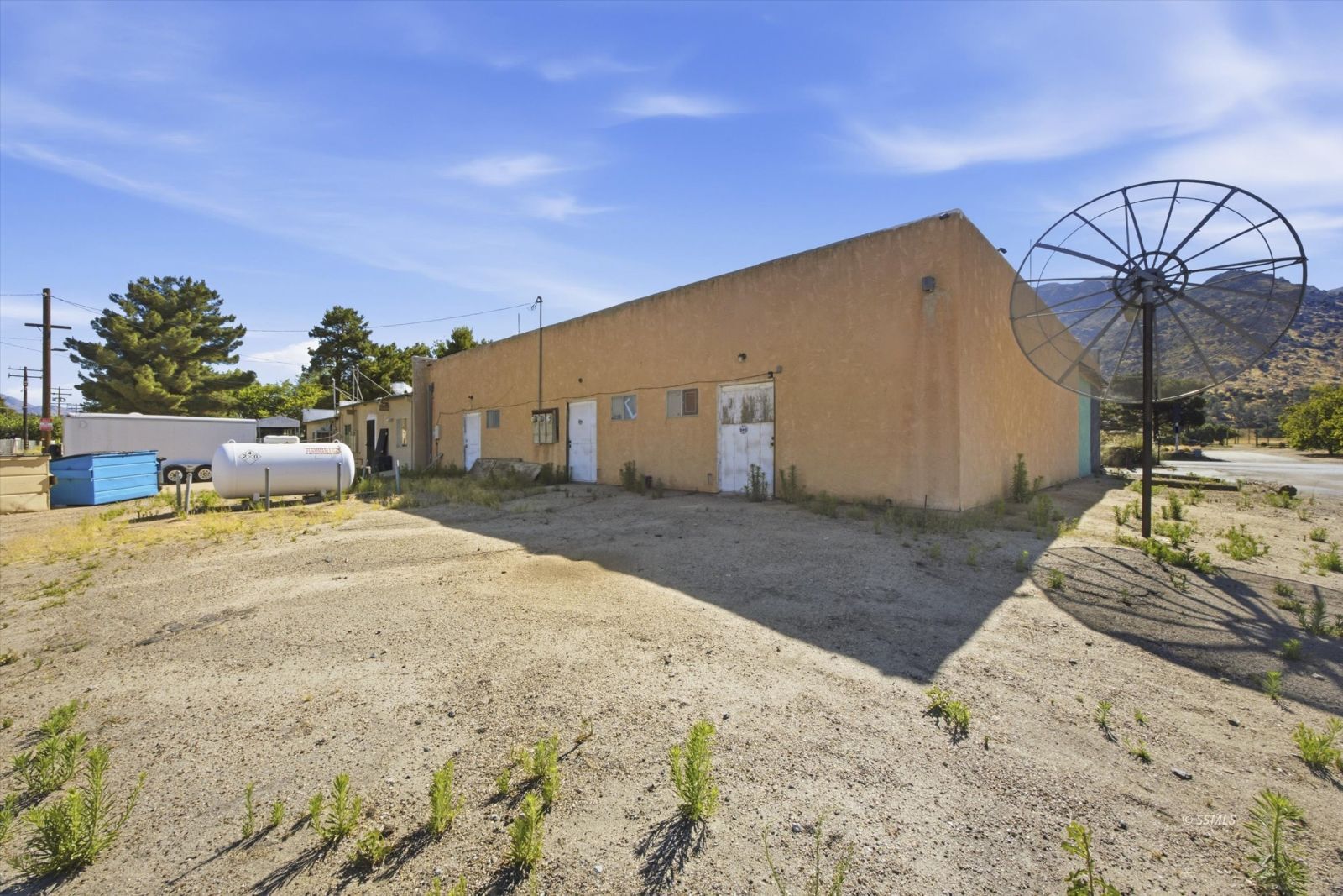 Property Photo 38