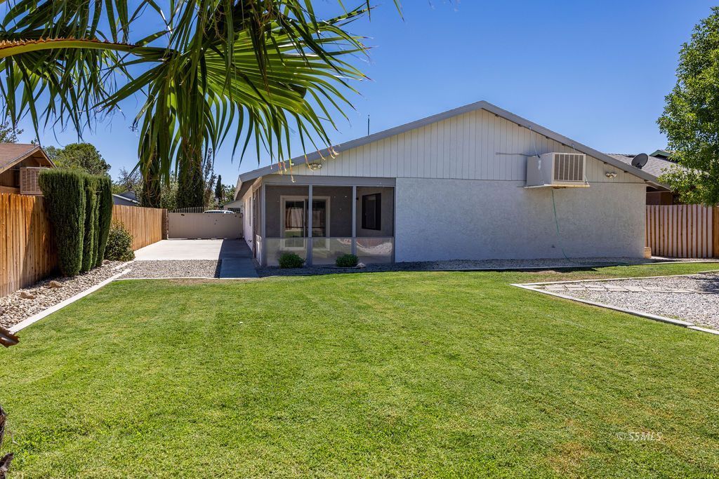 Property Photo 30
