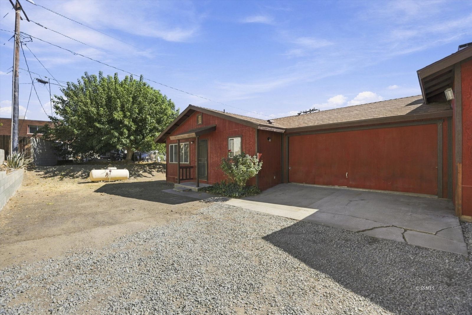 Property Photo 39