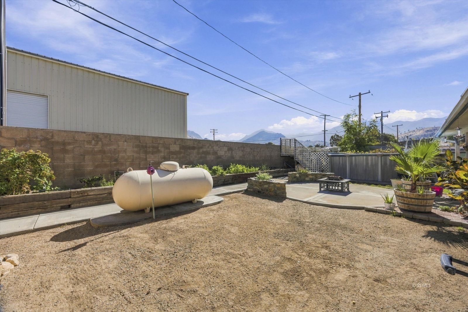 Property Photo 35