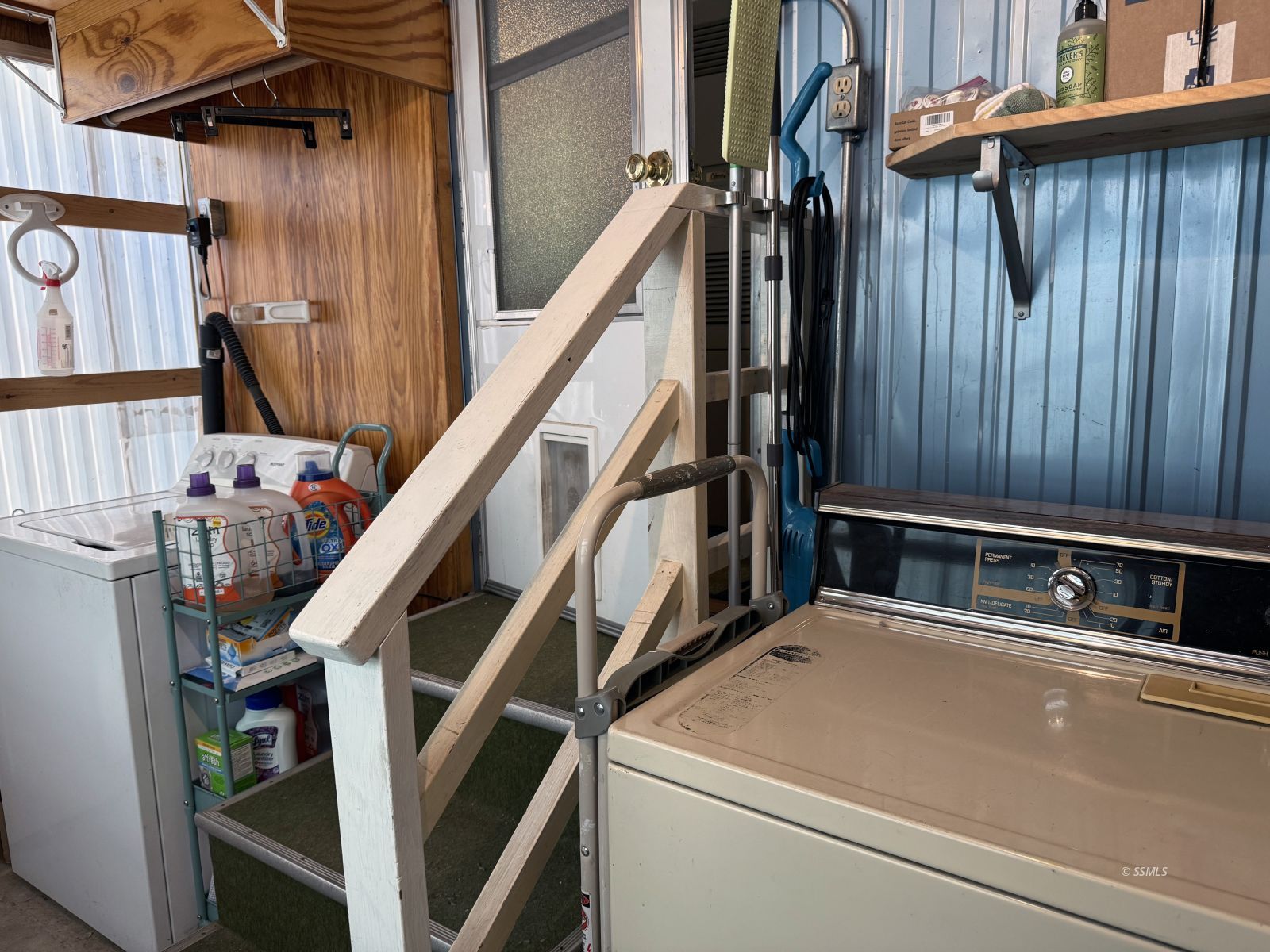 Property Photo 25