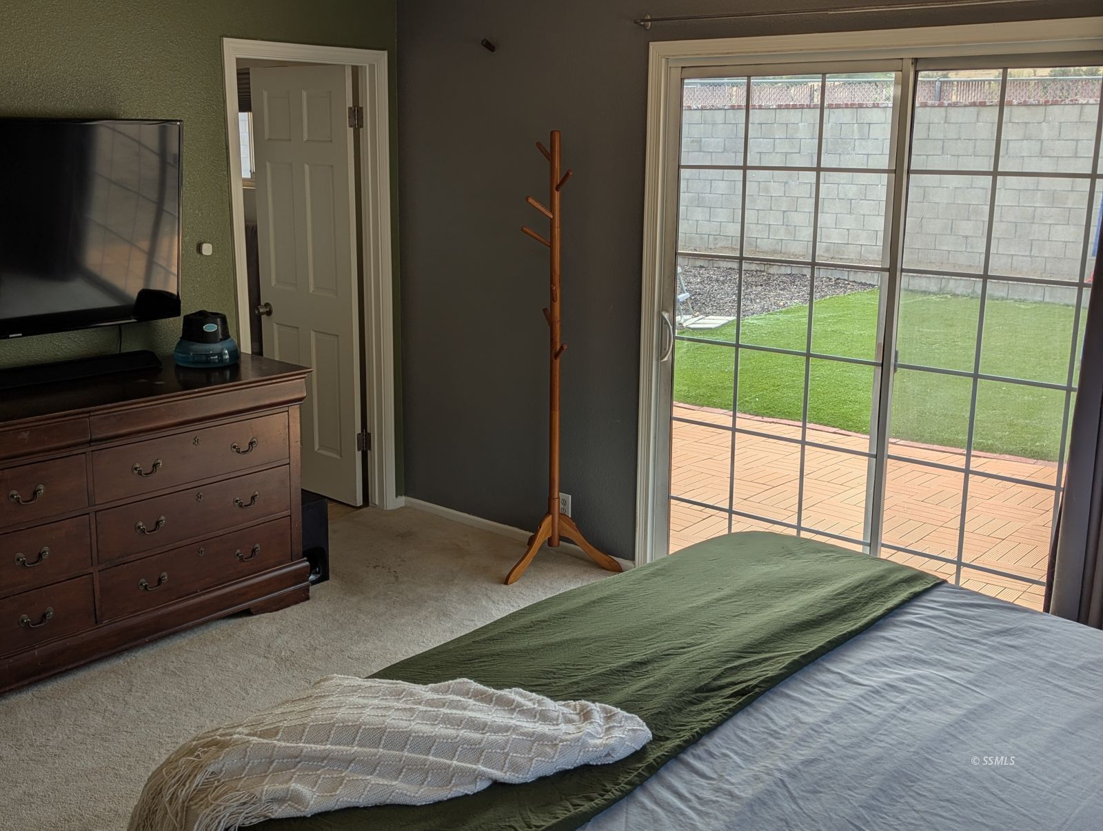 Property Photo 16