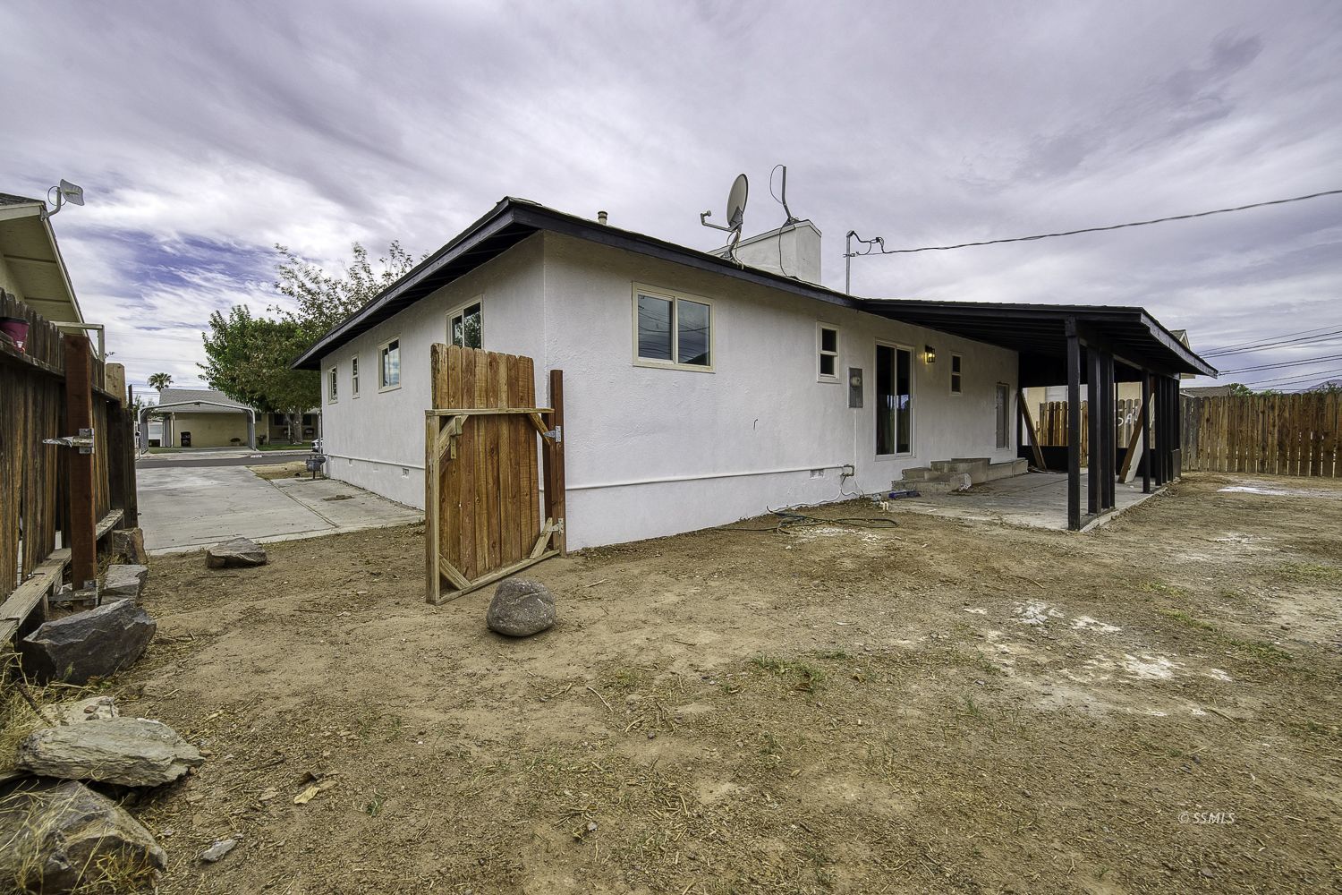 Property Photo 26