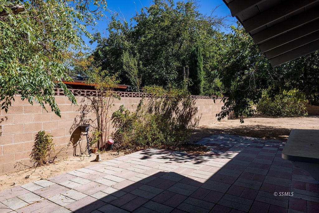 Property Photo 30
