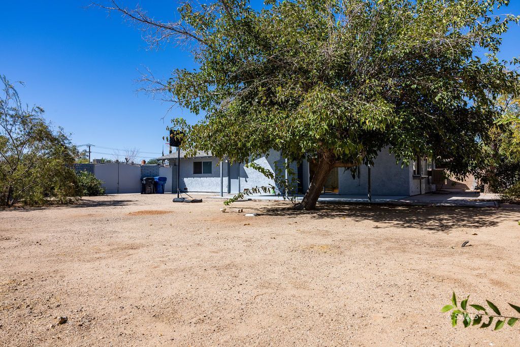 Property Photo 32