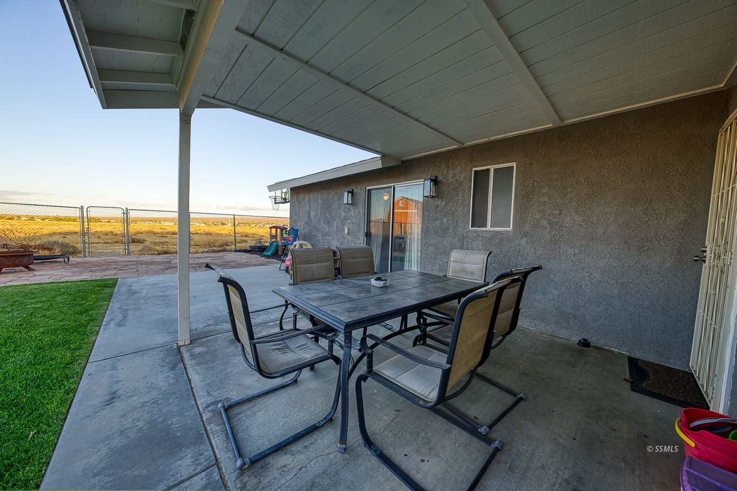 Property Photo 27