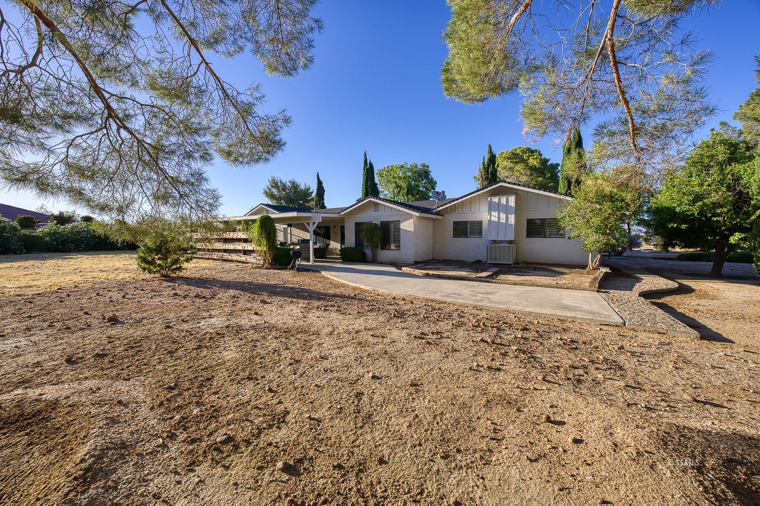 Property Photo 40