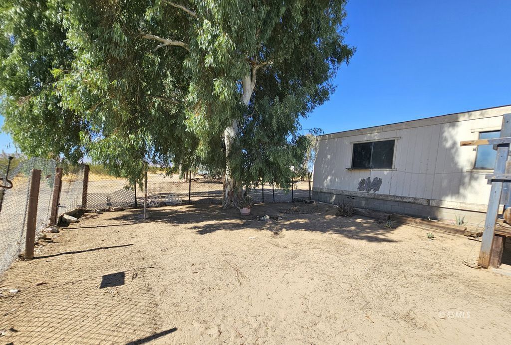 Property Photo 23
