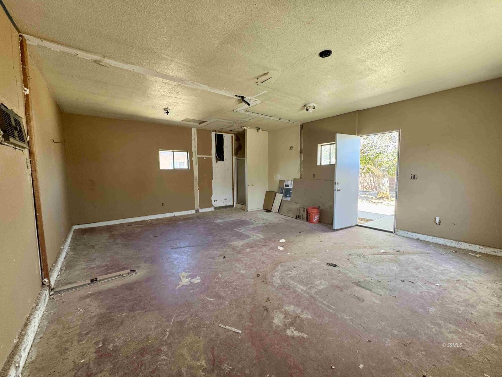 Property Photo 24