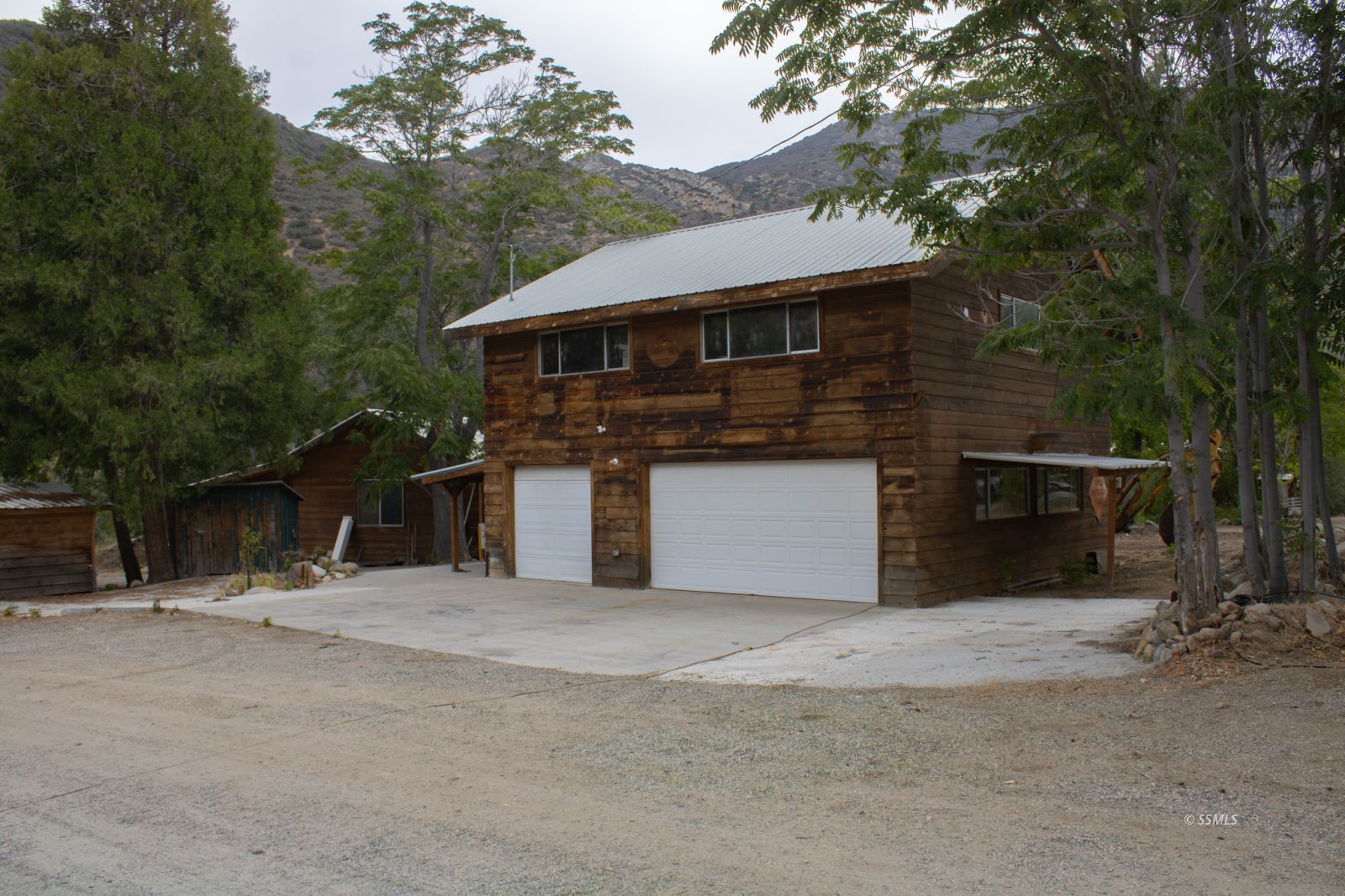Property Photo 40