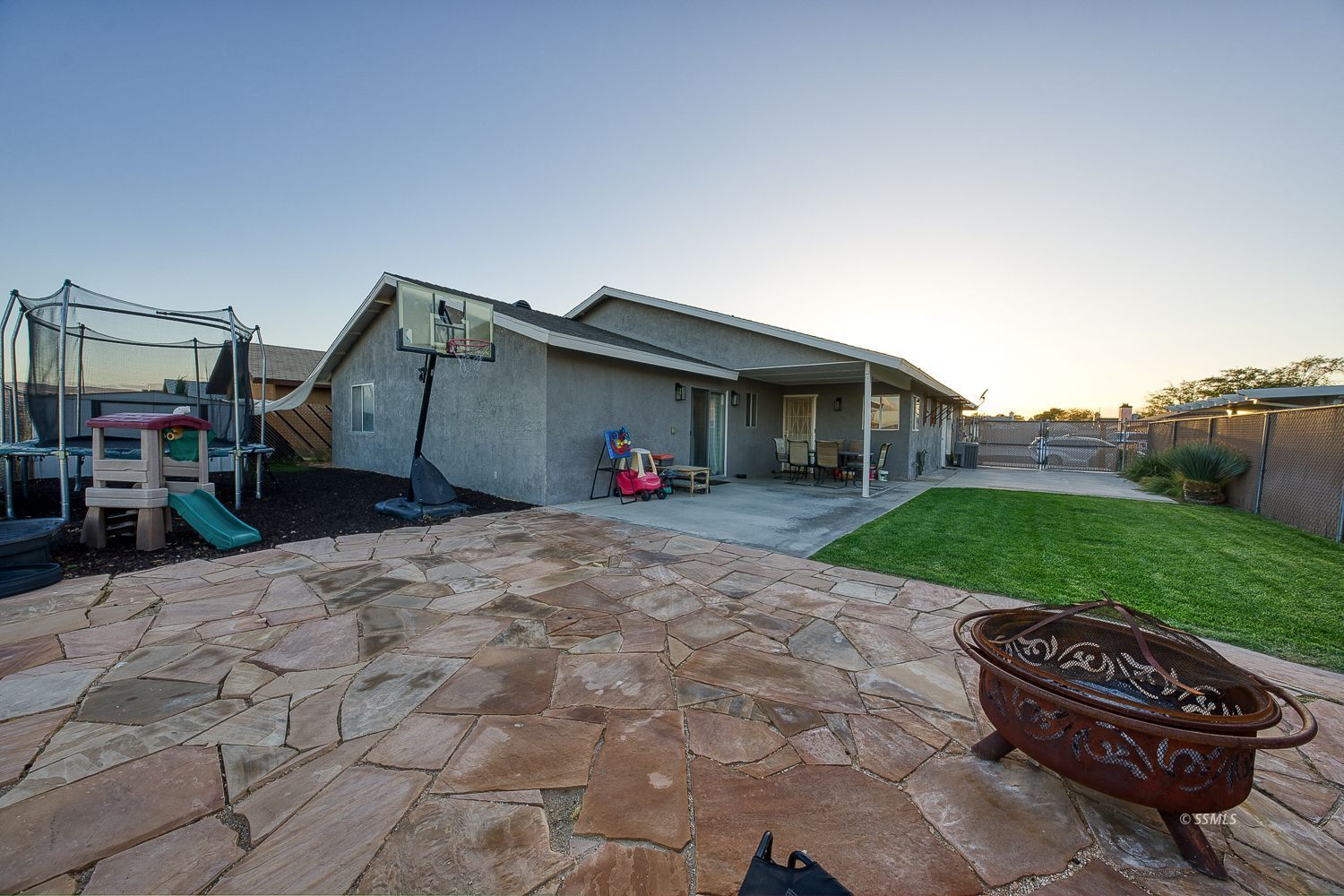 Property Photo 31