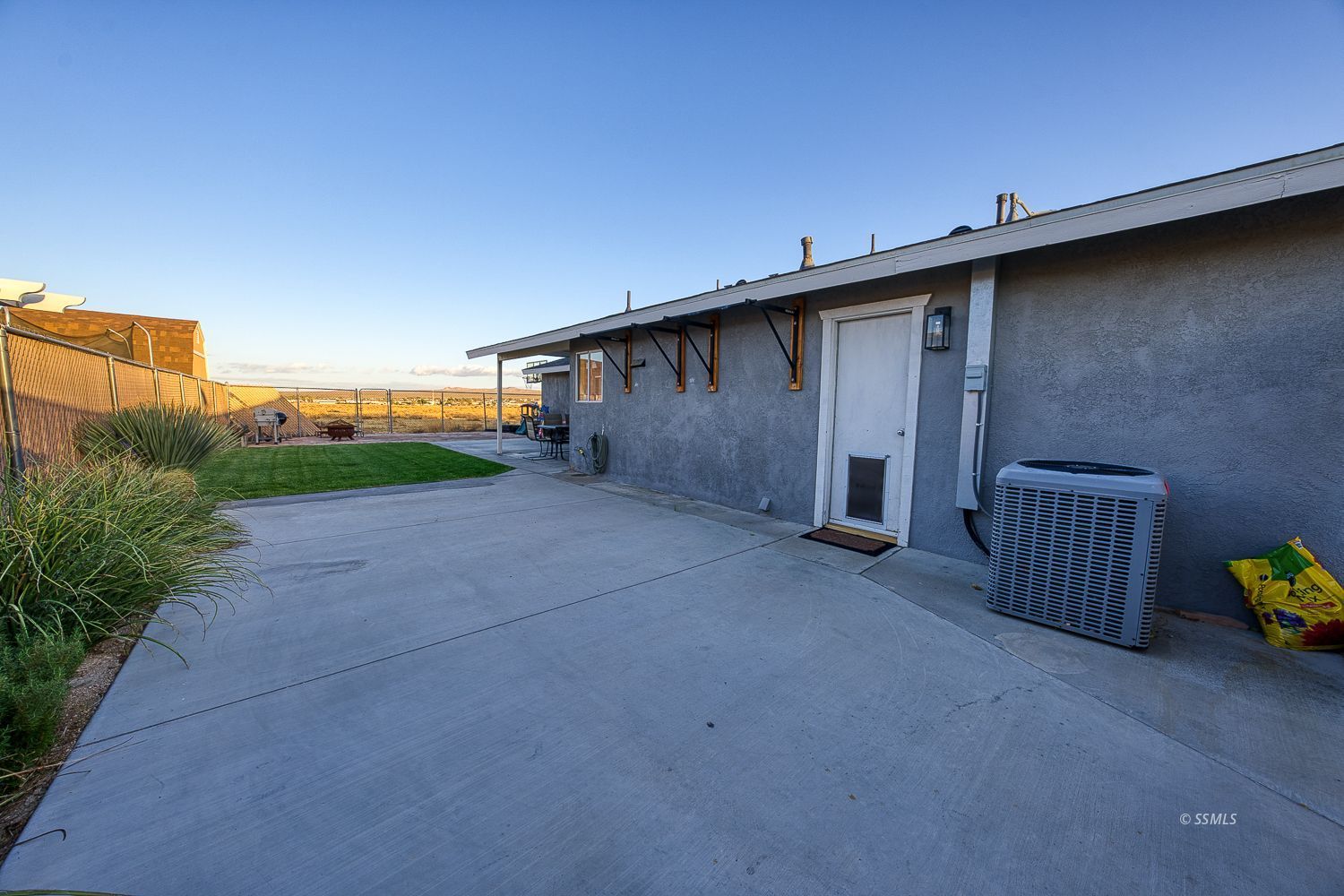 Property Photo 33