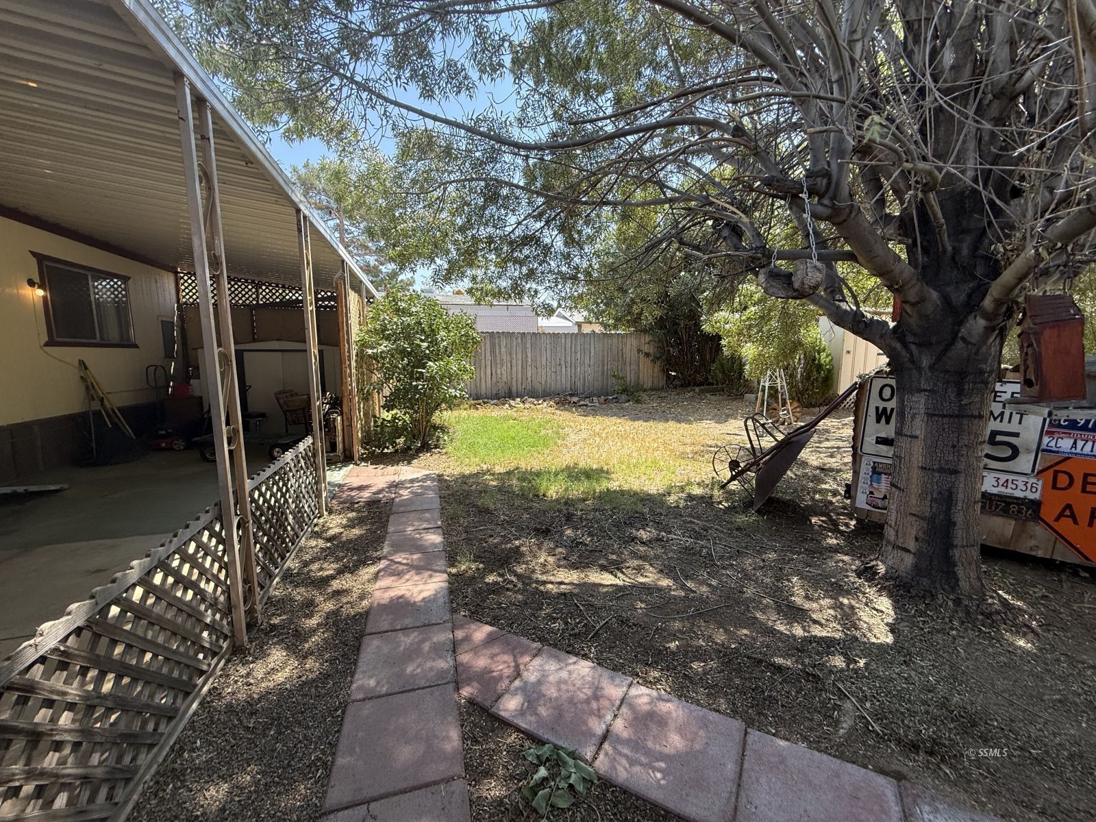 Property Photo 40