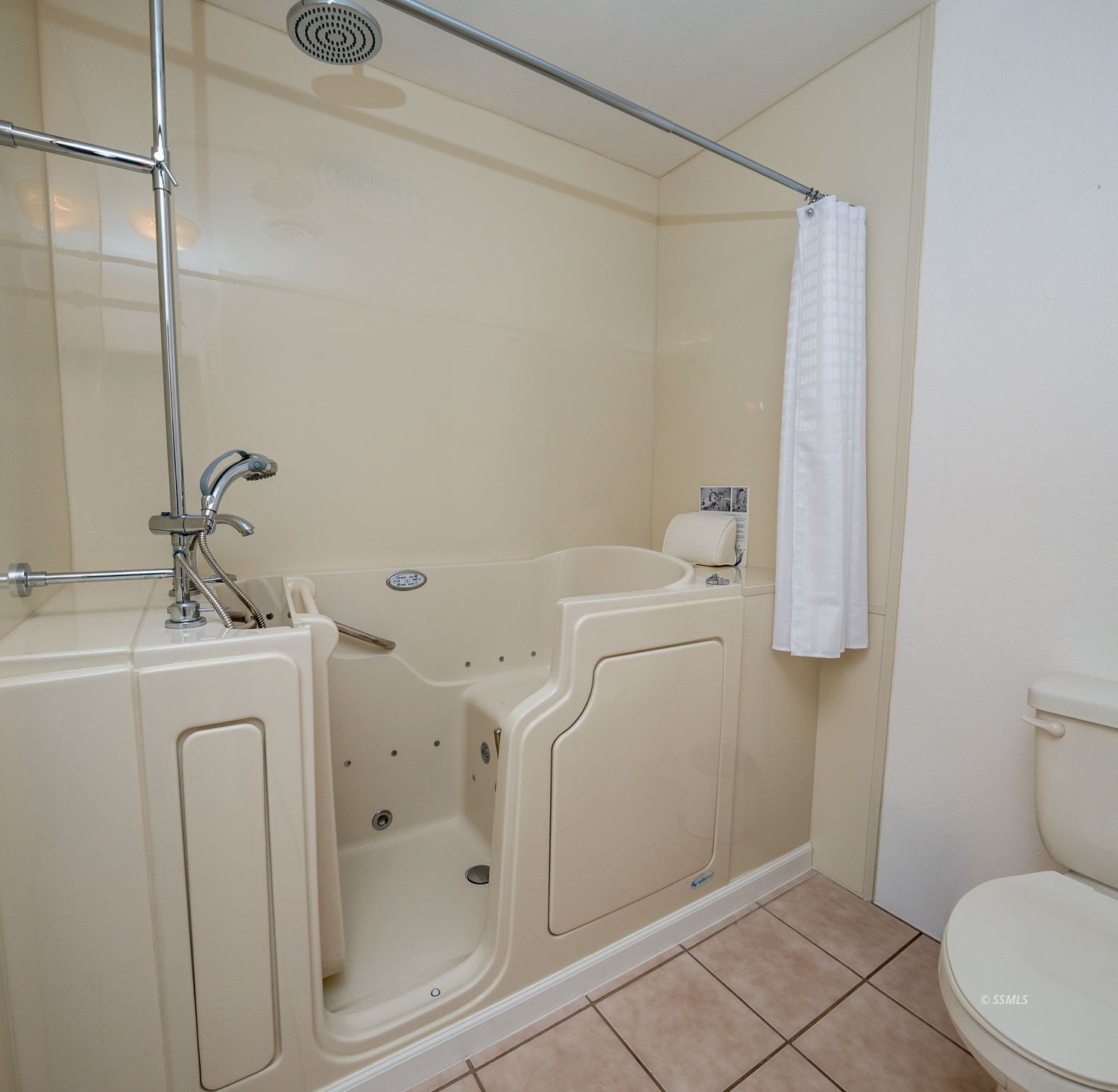 Property Photo 16
