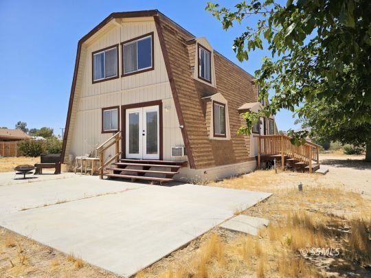feature listing property photo