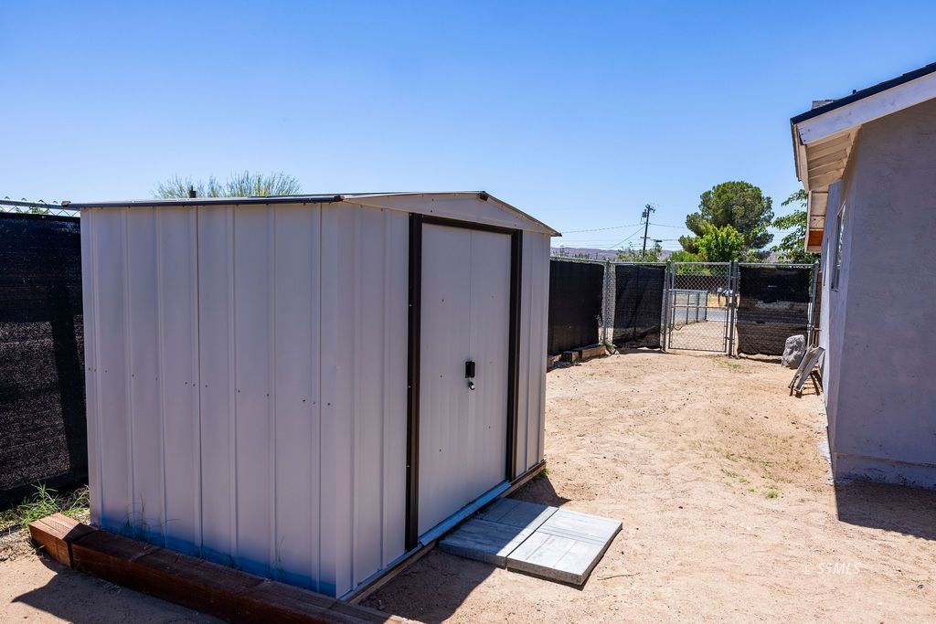 Property Photo 31