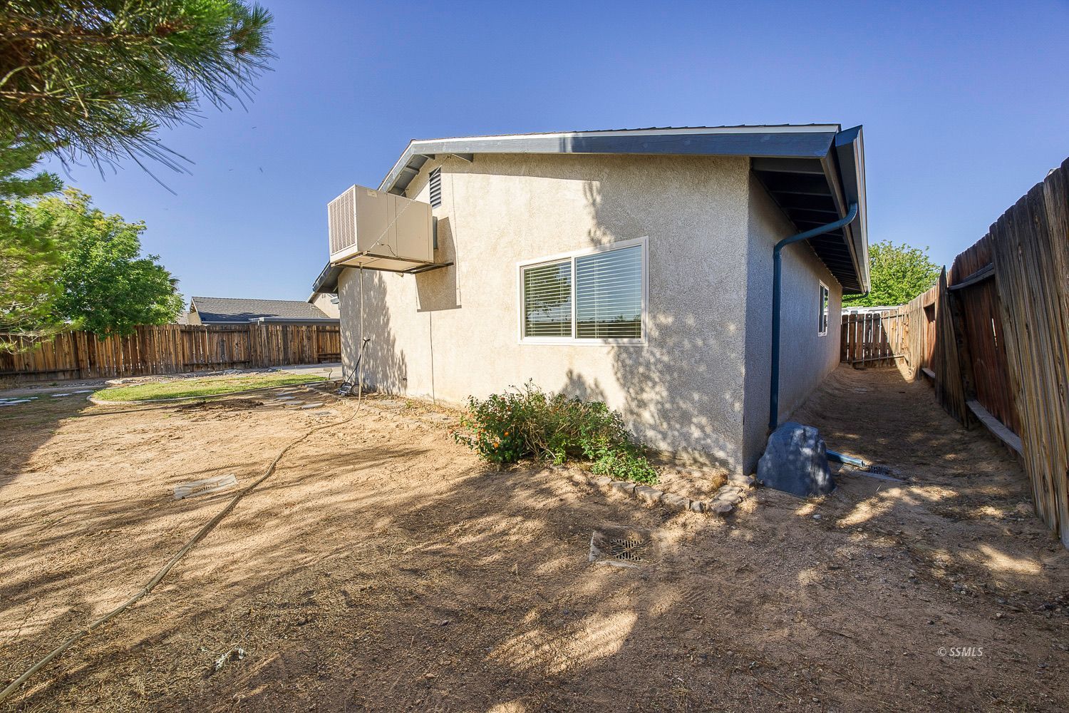 Property Photo 42