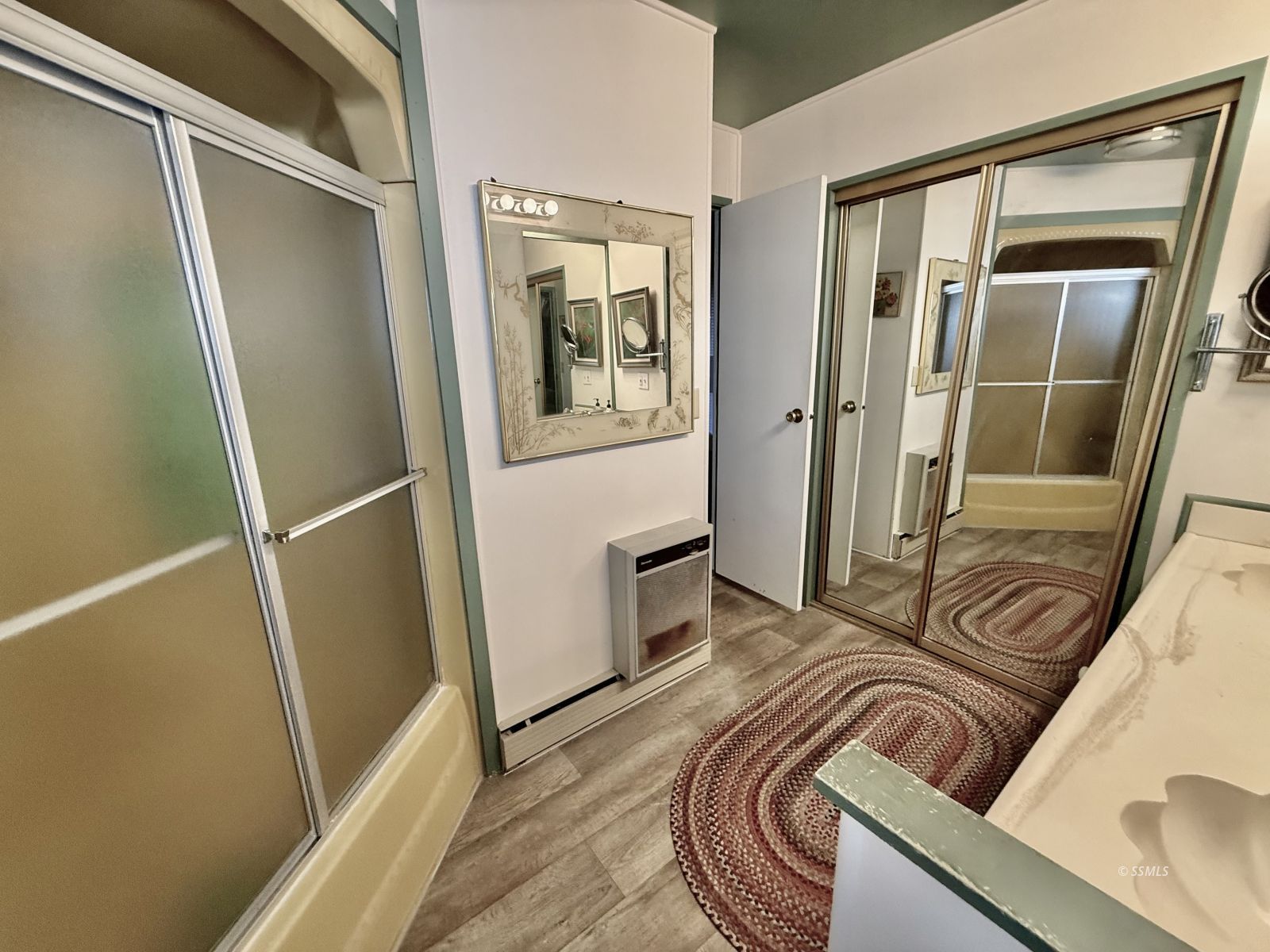 Property Photo 43