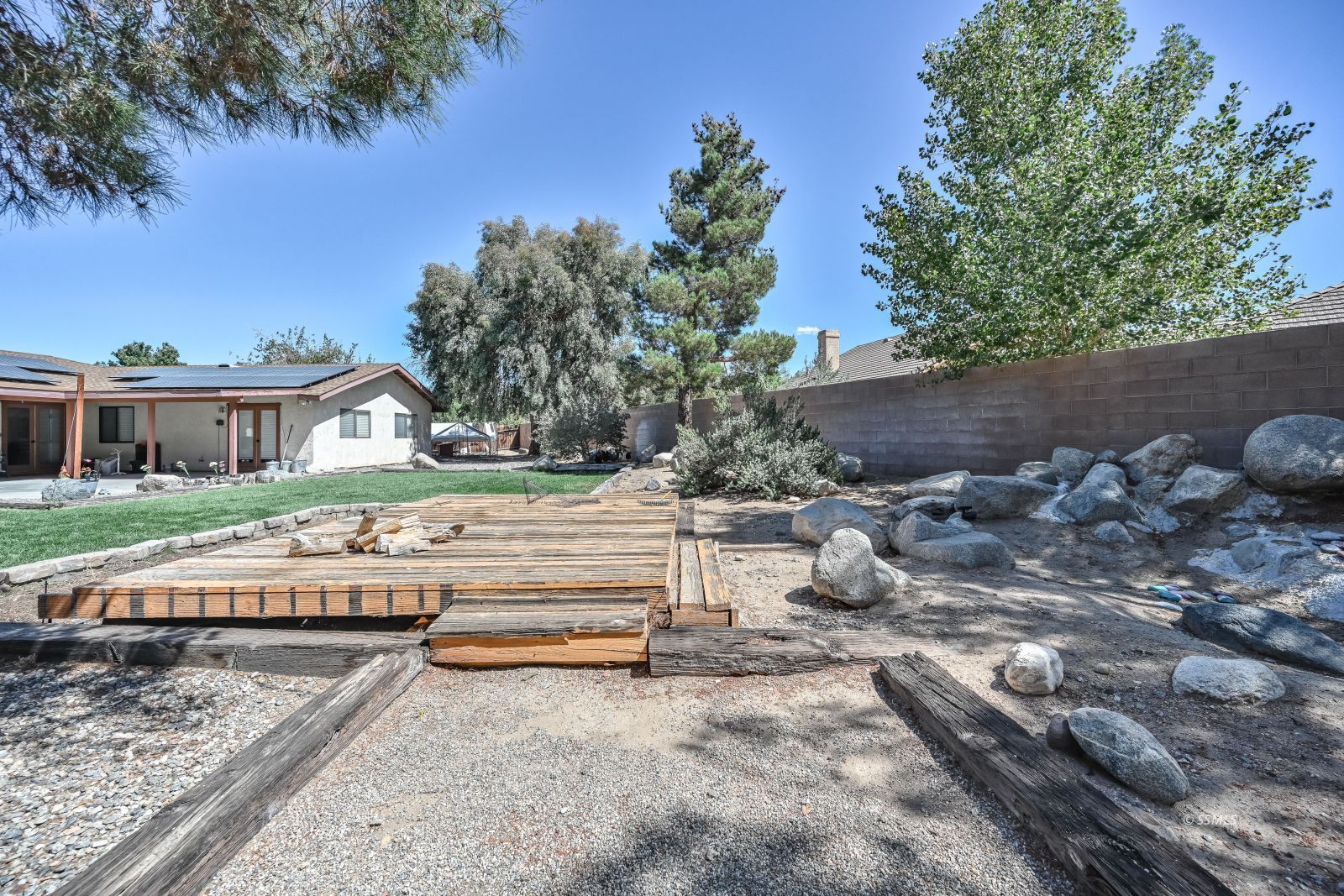 Property Photo 38