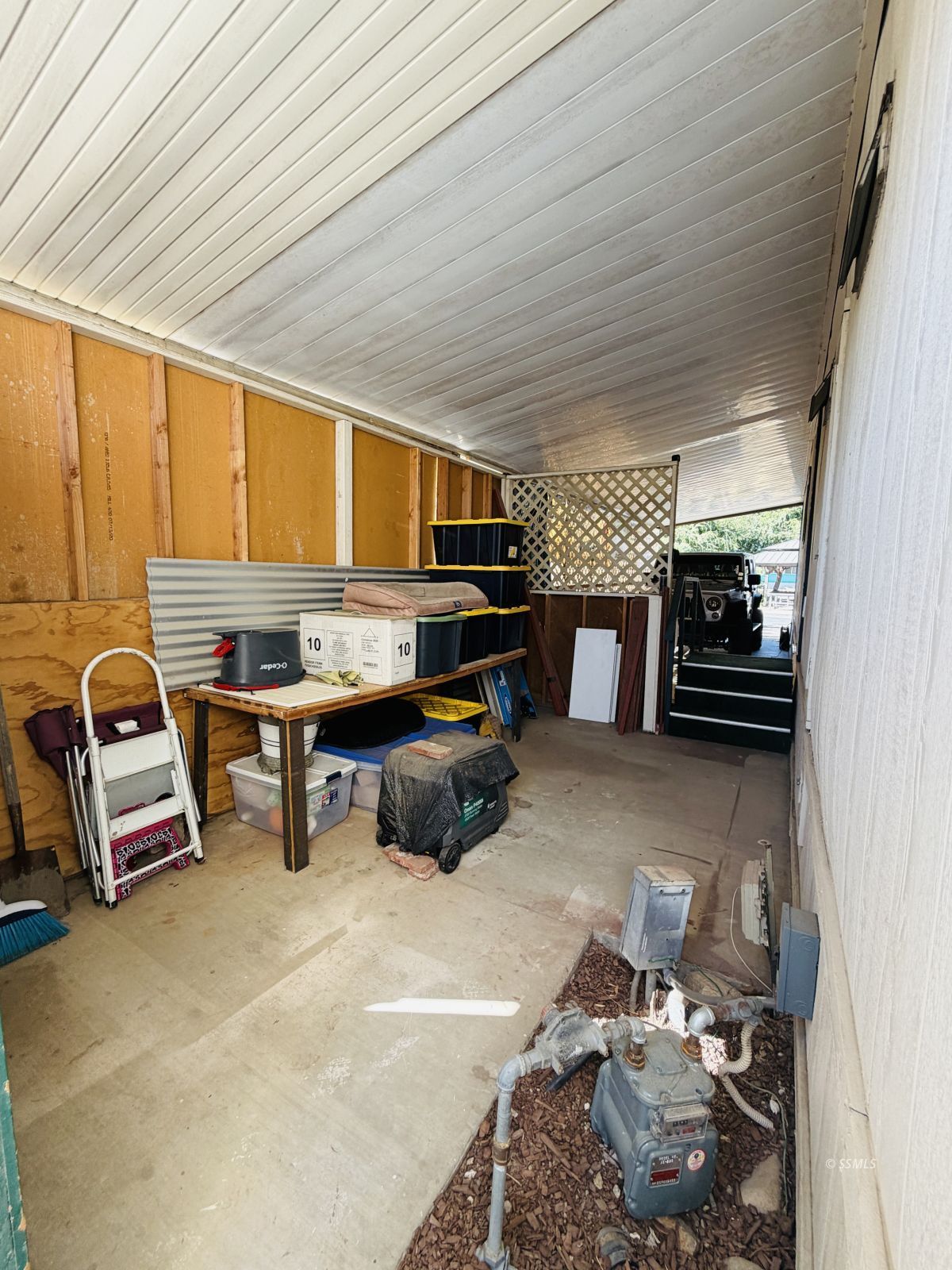 Property Photo 38