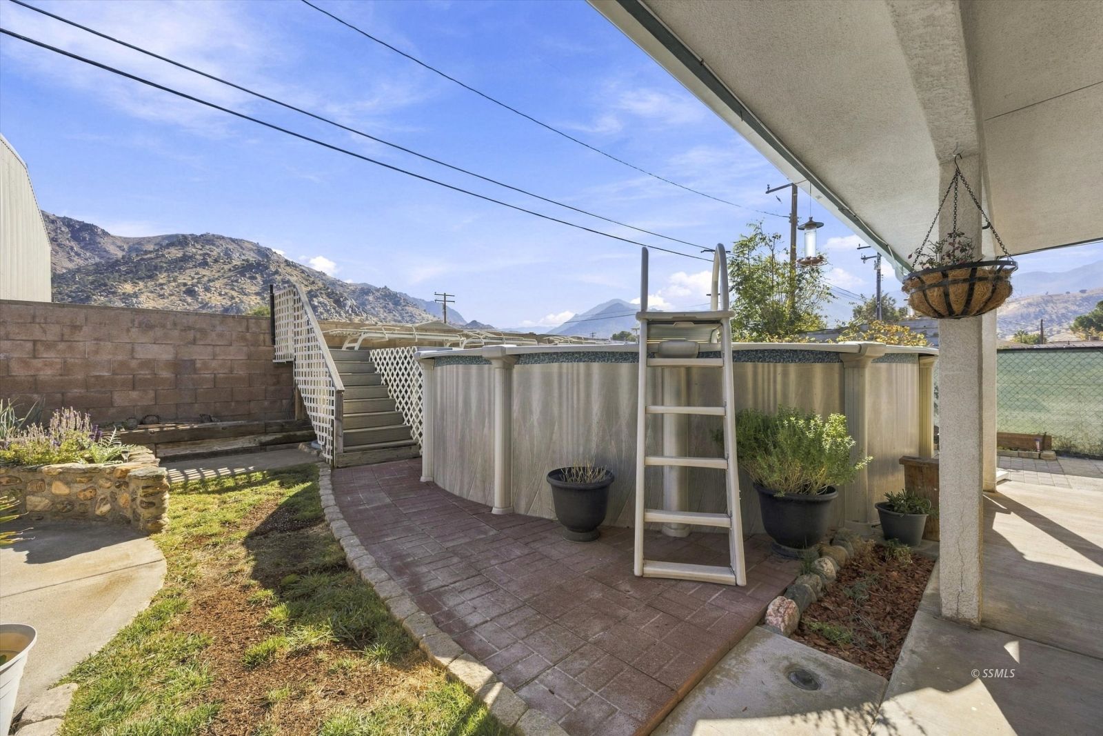 Property Photo 30