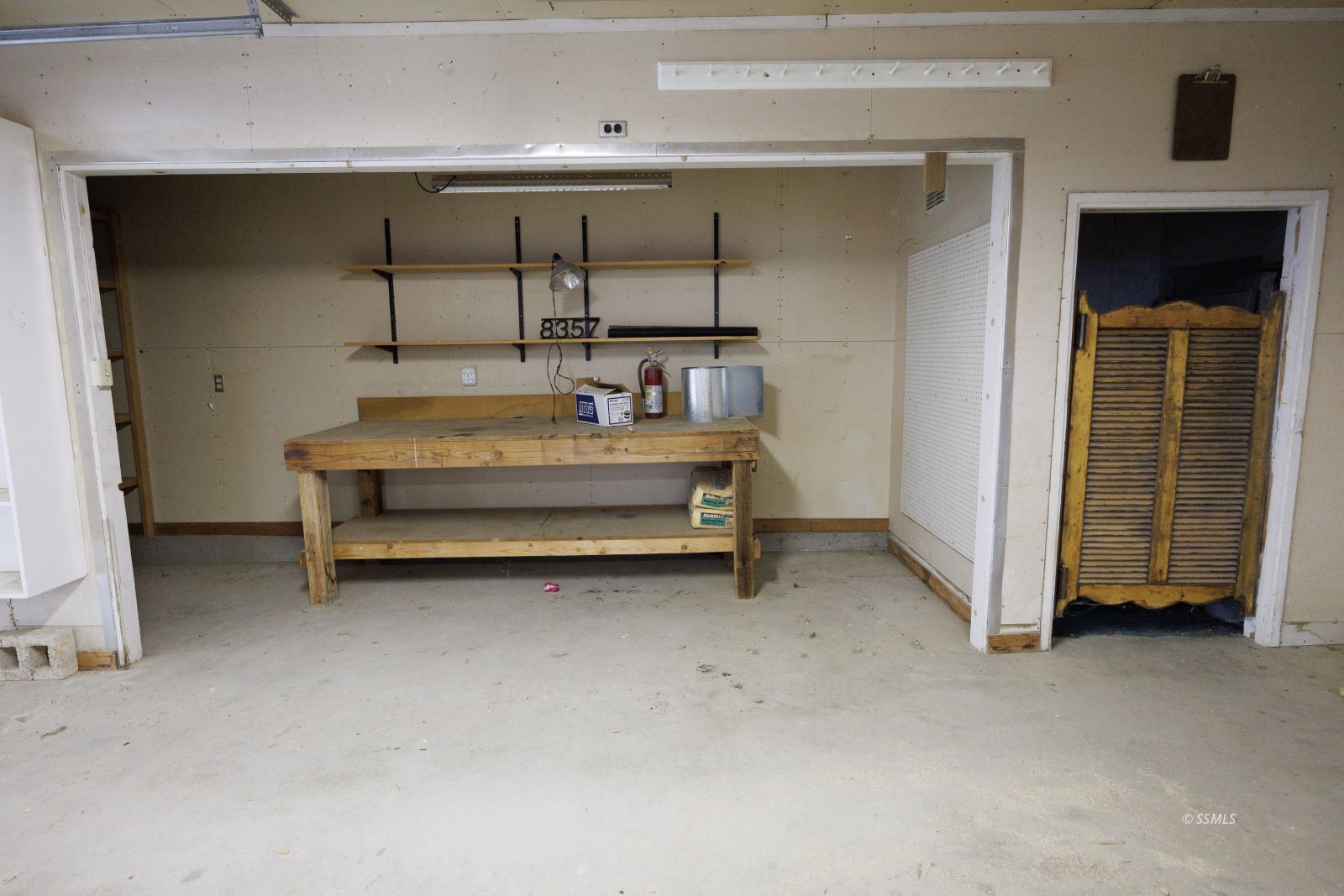 Property Photo 32