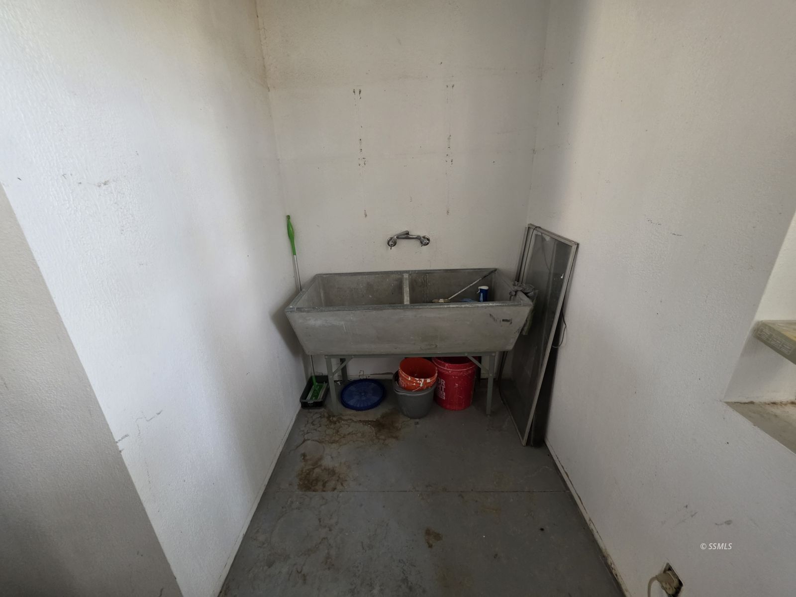 Property Photo 35