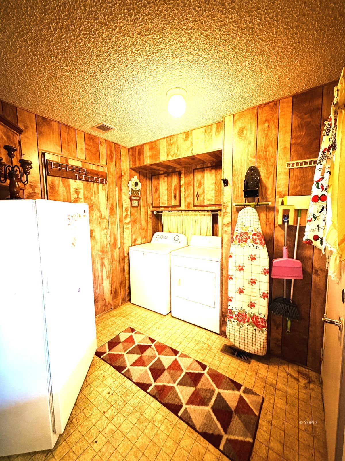 Property Photo 33