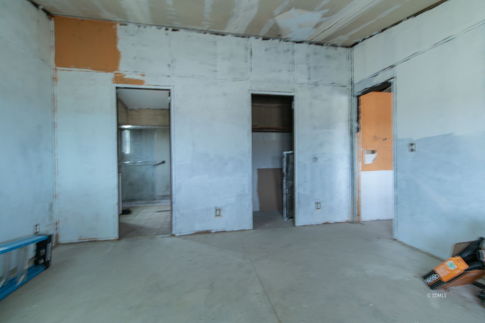 Property Photo 37