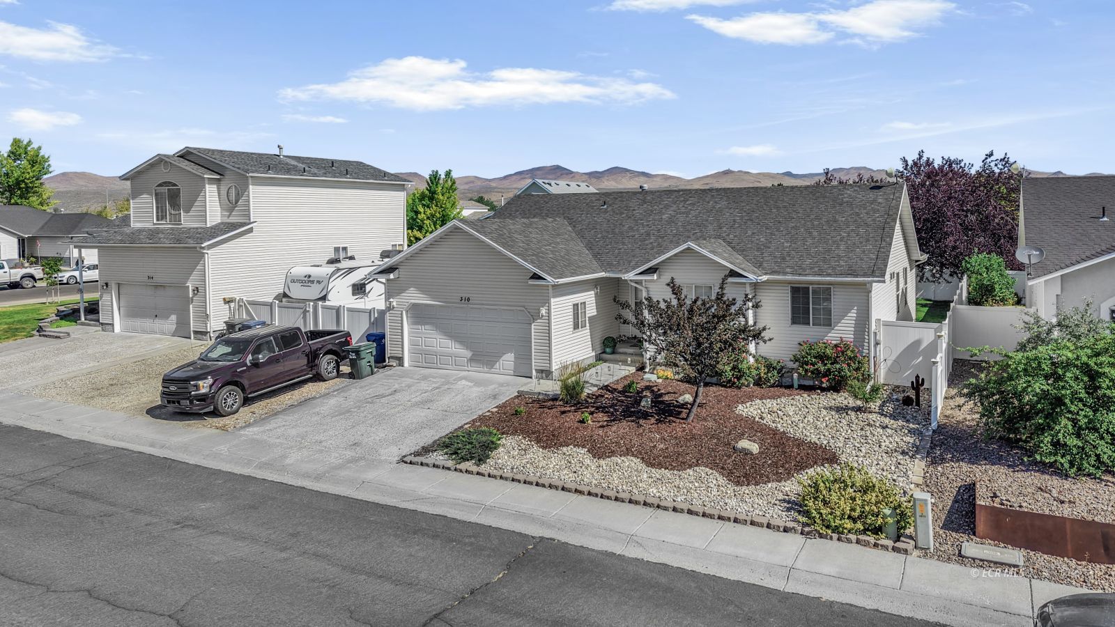 Property Photo 44