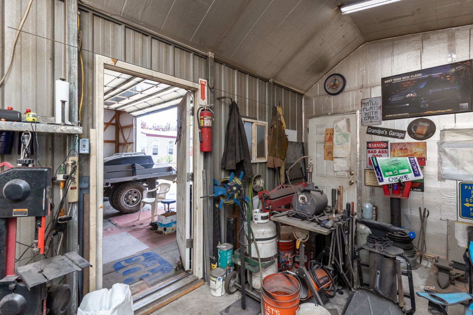 Property Photo 25