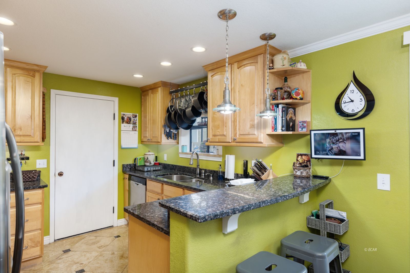Property Photo 9