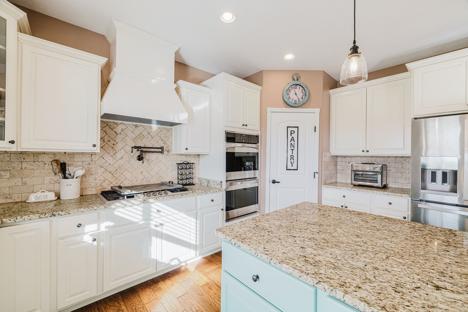 Property Photo 9