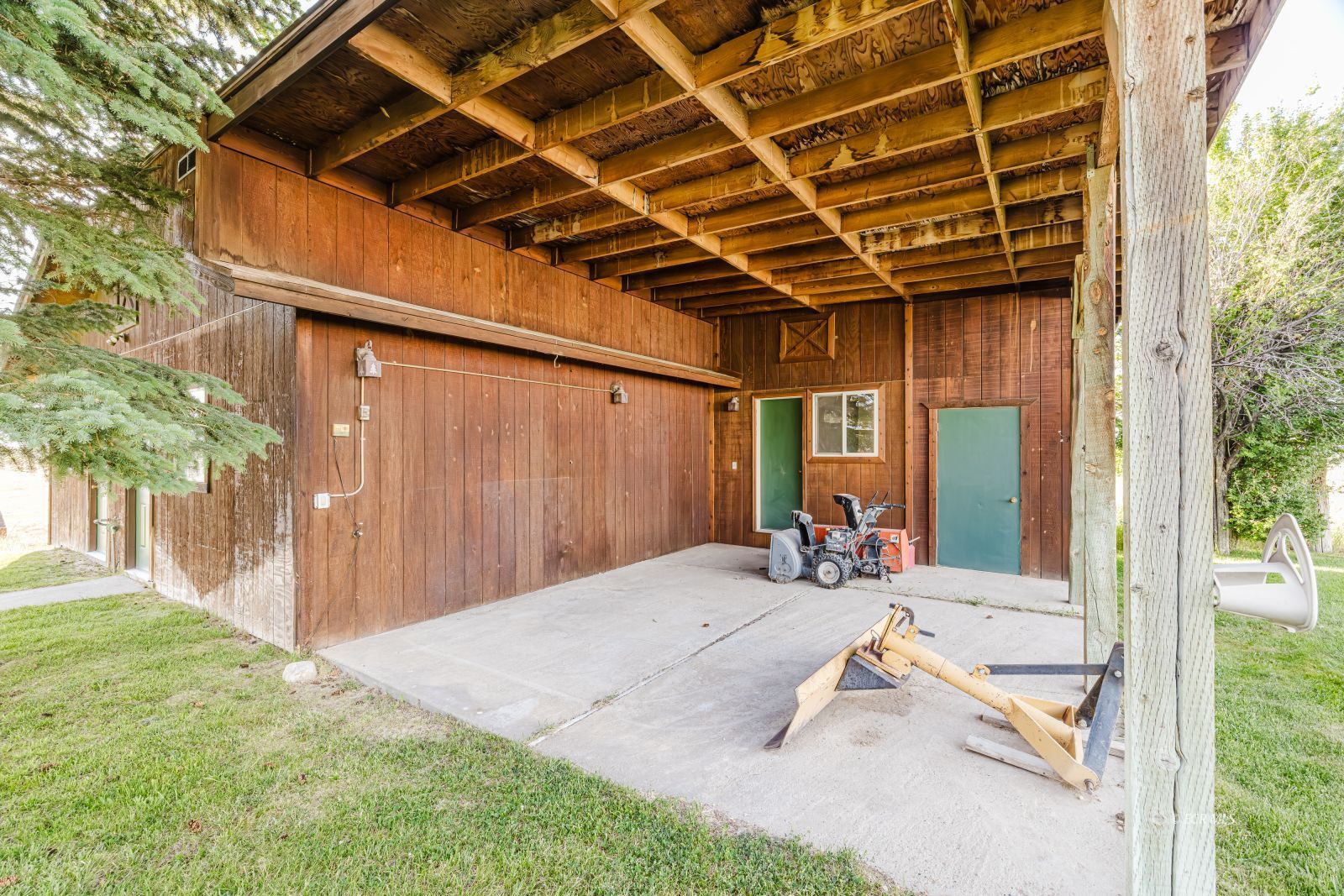 Property Photo 30