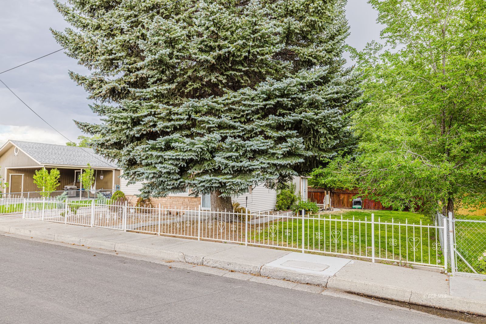 Property Photo 38