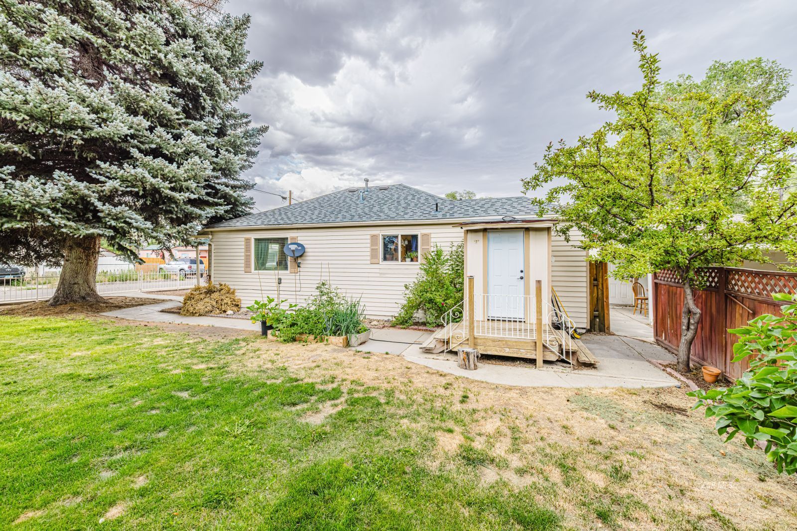 Property Photo 24