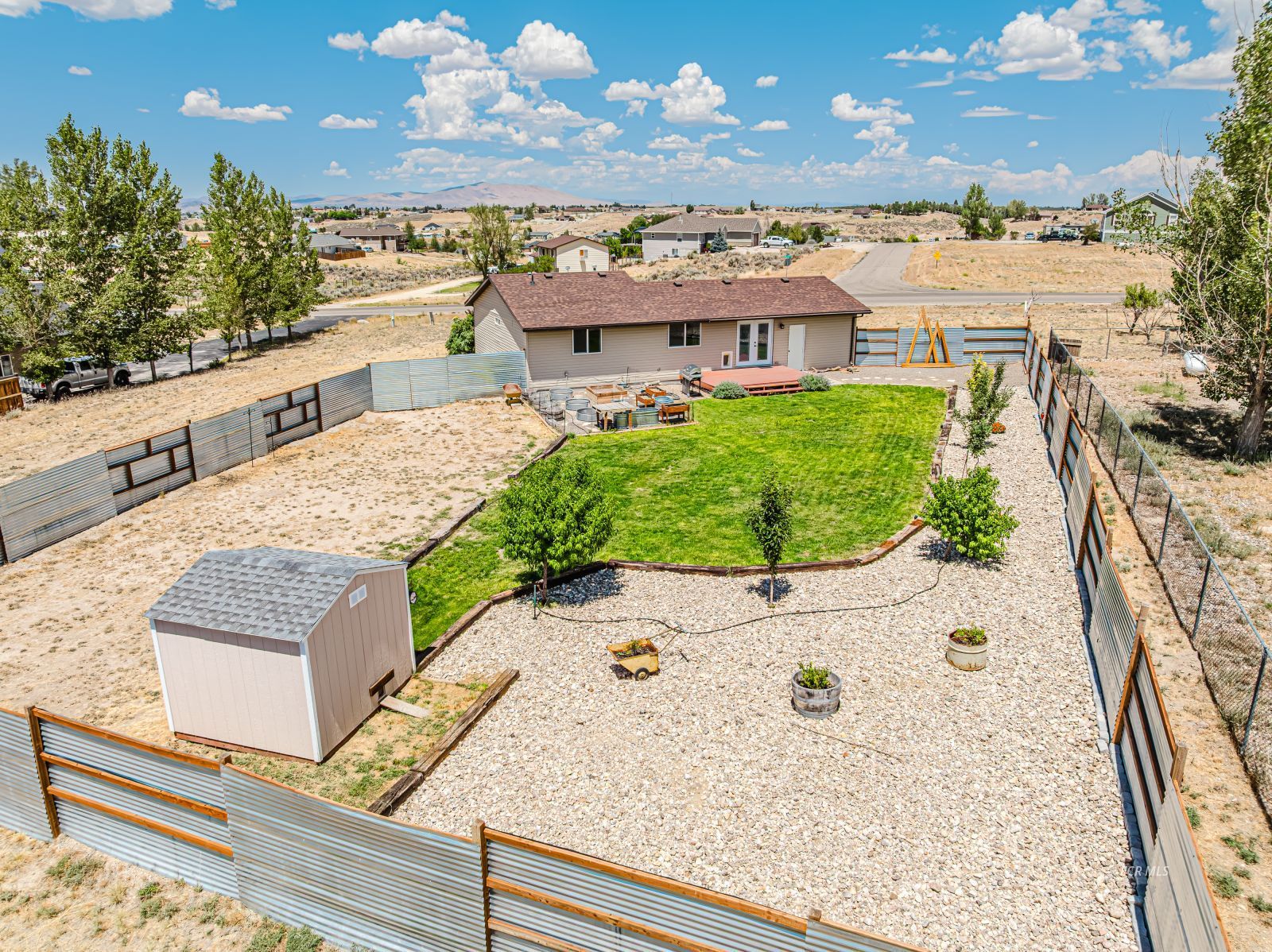 Property Photo 23