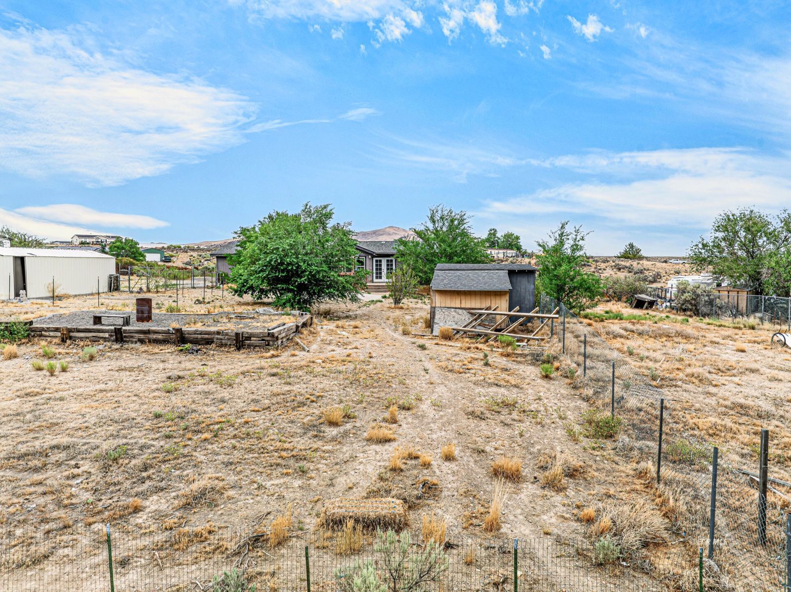 Property Photo 44