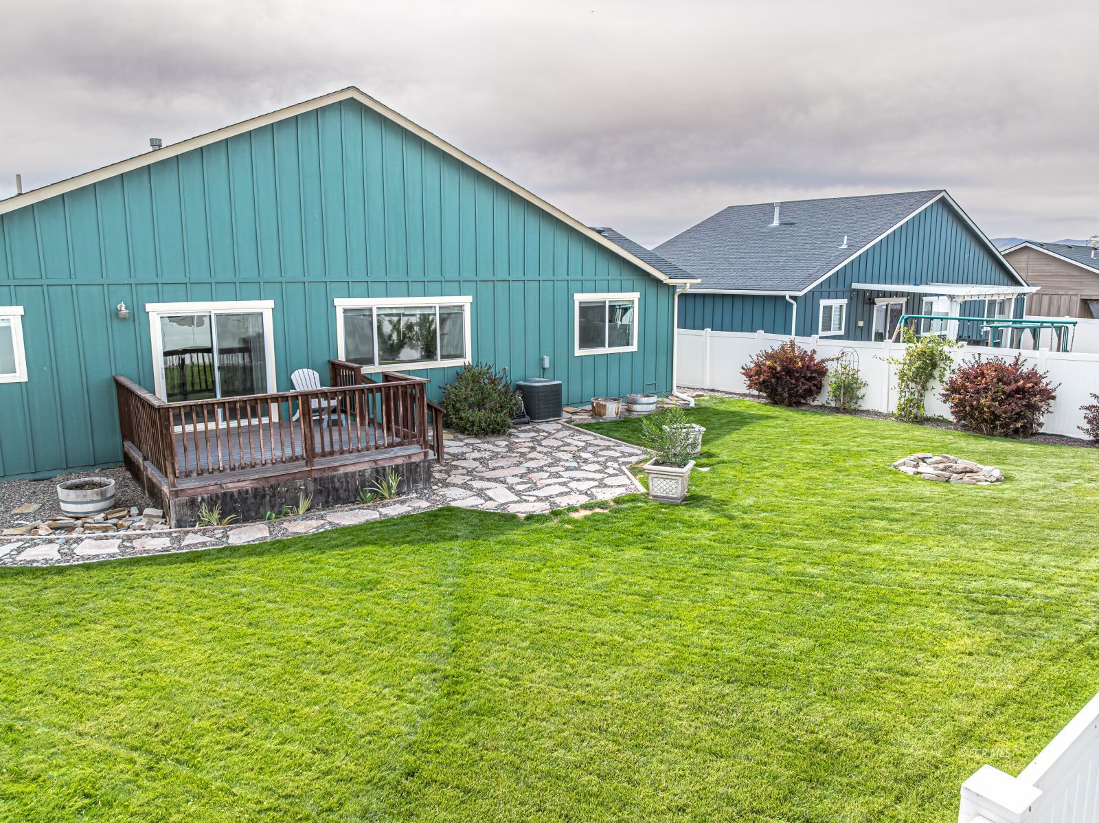 Property Photo 33