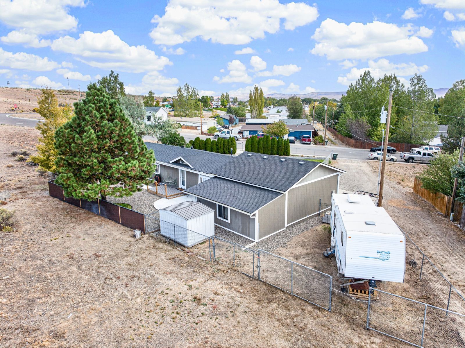 Property Photo 32