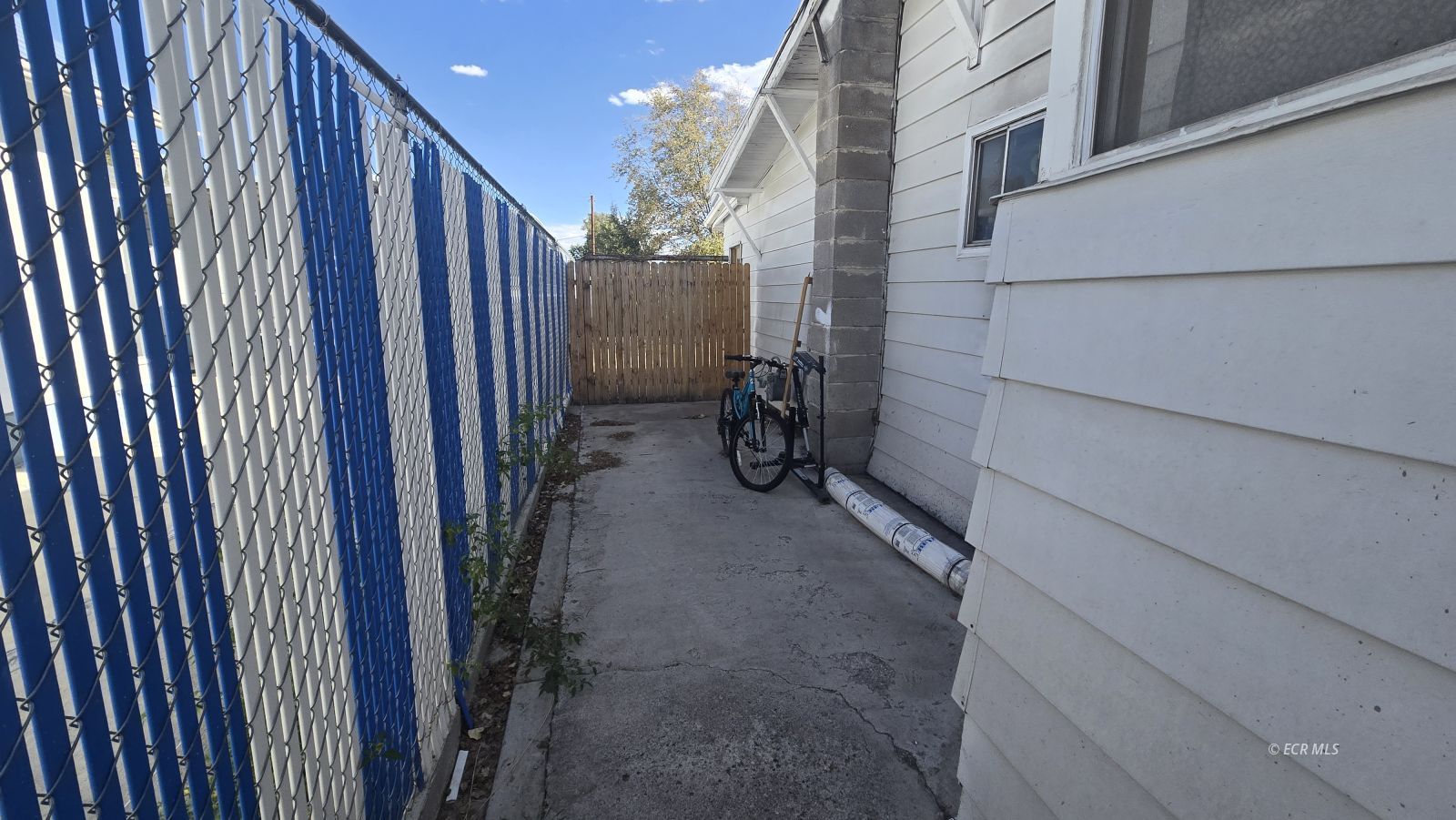 Property Photo 40