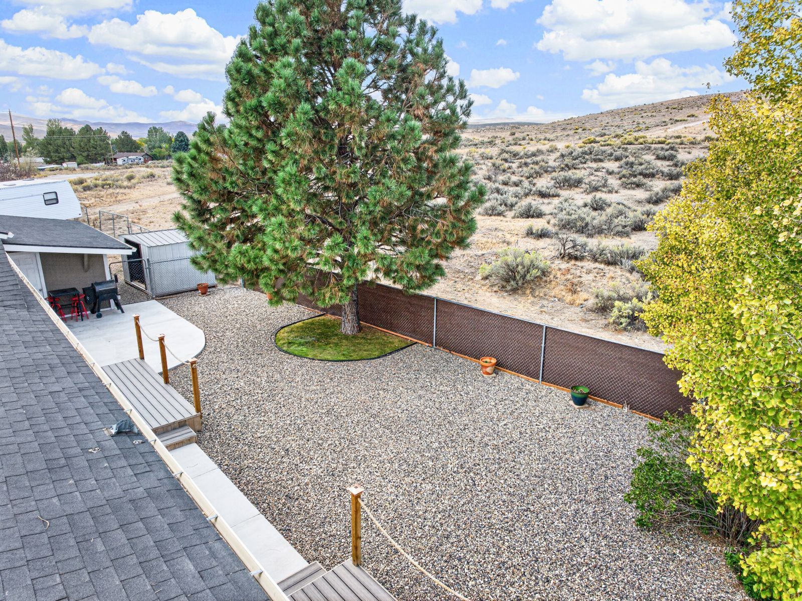 Property Photo 38