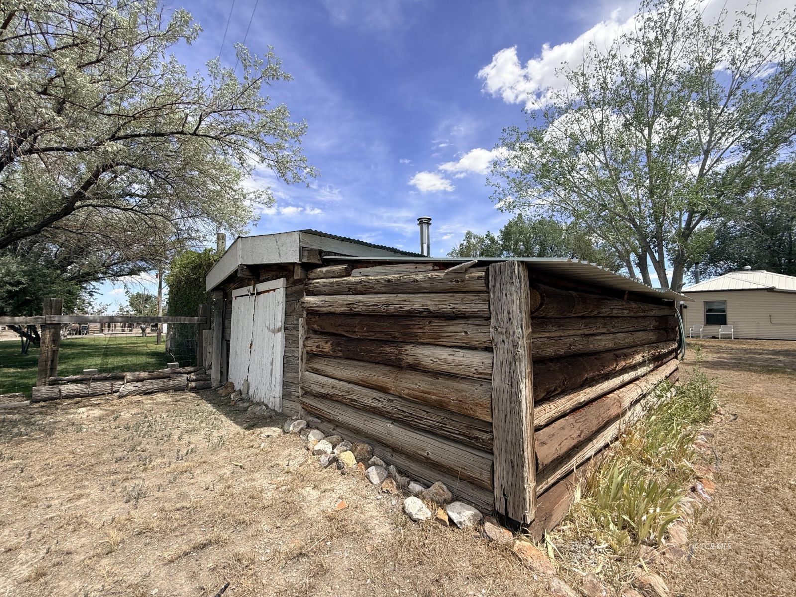 Property Photo 25