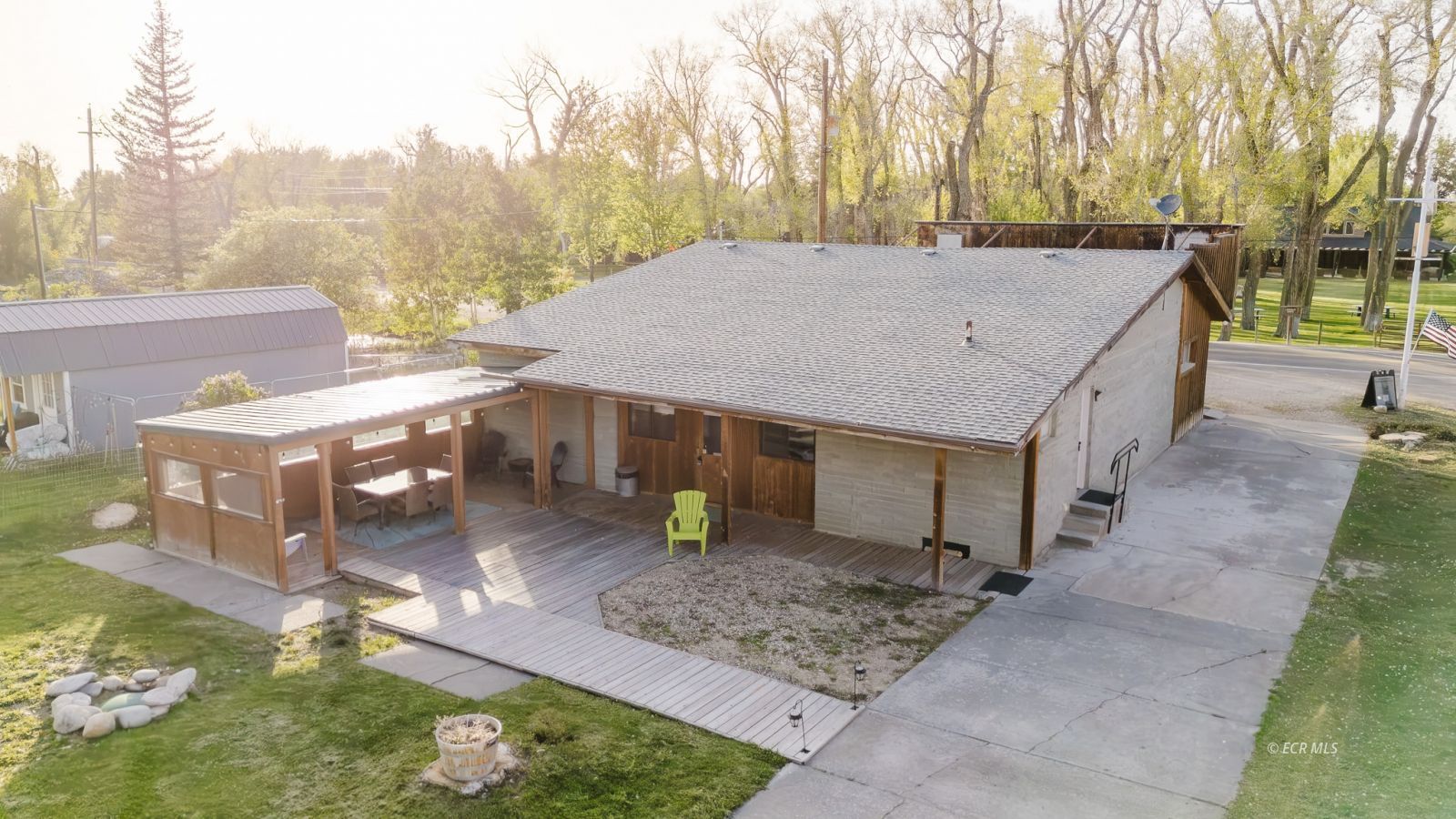 Property Photo 31
