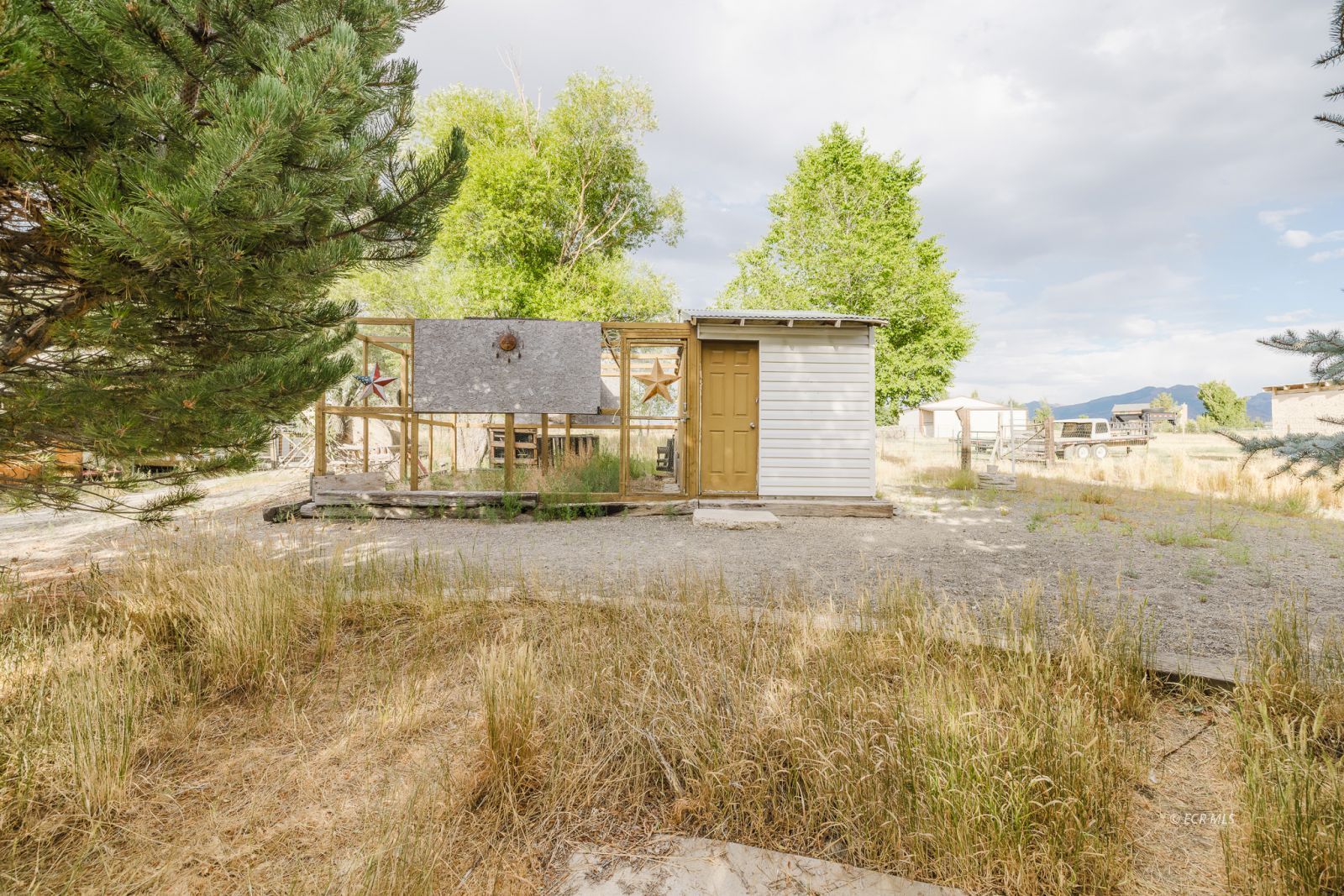 Property Photo 27